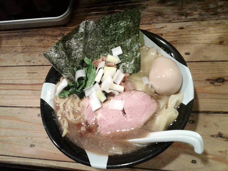 すごい煮干ラーメン凪 新宿ゴールデン街店本館 特製煮干しラーメン