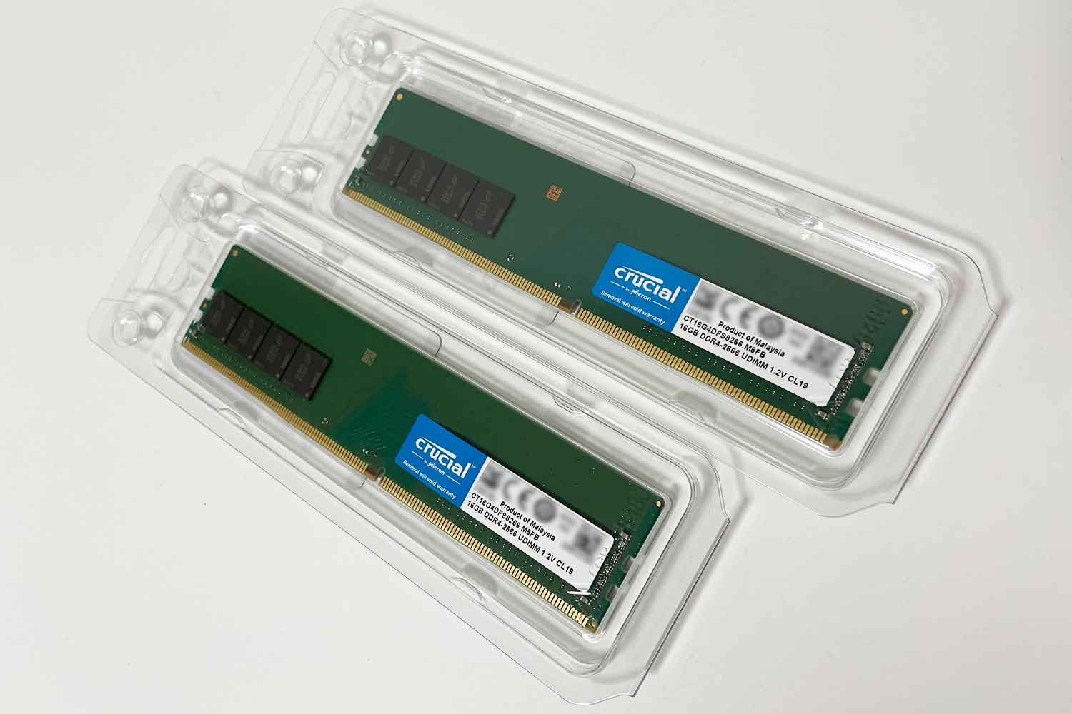 Crucial DDR4-2666 16GB 2枚